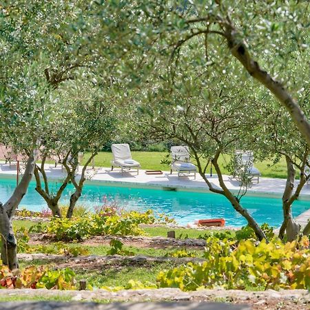 فيلا Domaine De Puybernier Jouques المظهر الخارجي الصورة