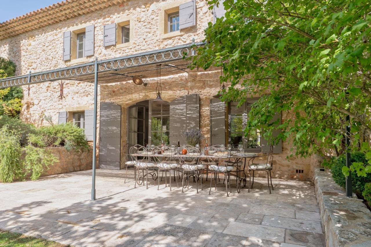 فيلا Domaine De Puybernier Jouques المظهر الخارجي الصورة